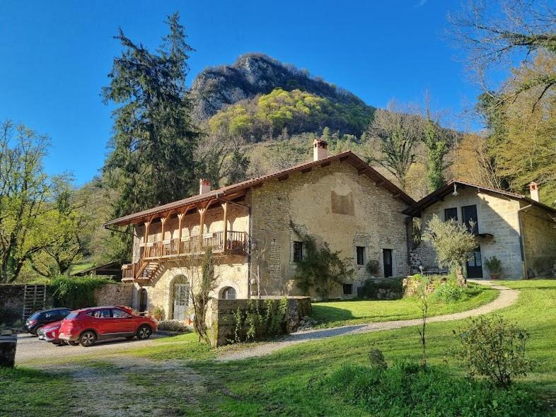 Les Chambres De Liane Cerdon  Exterior foto